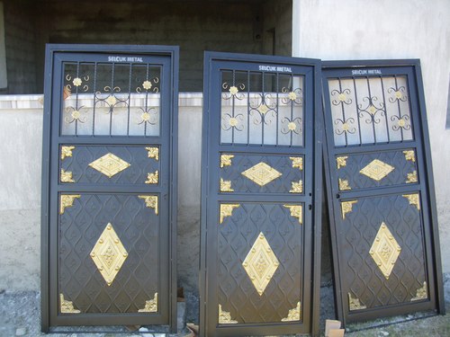Selçuk Metal - Demir Kapı İmalatı