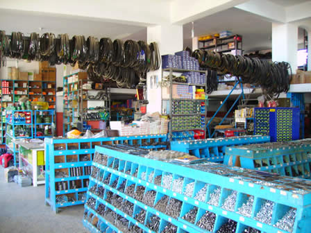 kadirli rehberi kollu ticaret