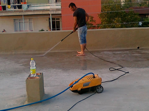 Beton Çatlakları İzolasyonu