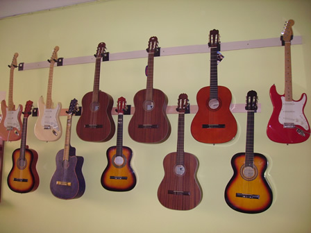 Kadirli Rehberi - Çınar Saz Evi