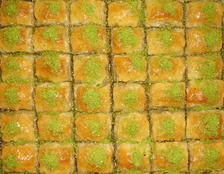 Kadirli Rehberi İrem Pastanesi Fıskıklı Baklavası