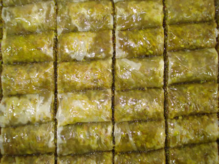 Kadirli Rehberi - Petek (Boncuklu) Pastanesi