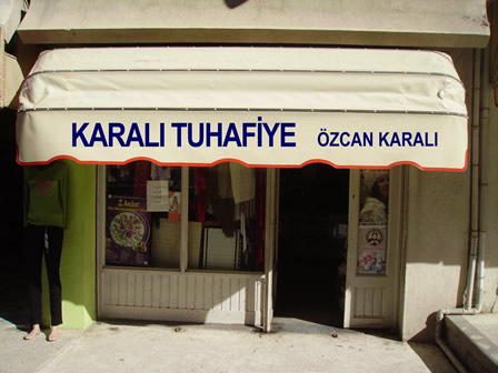 Kadirli Rehberi - Karalı Tuhafiye